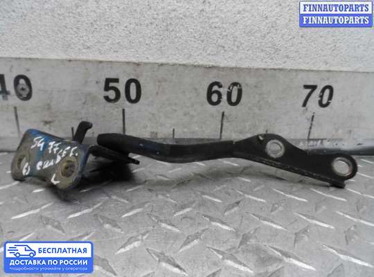 Петля капота на Toyota FJ Cruiser