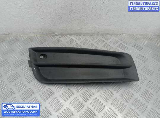 Решетка (заглушка) бампера на Chevrolet Cruze I (J300)