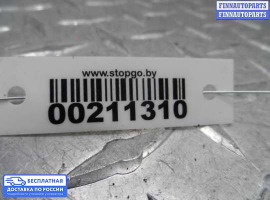 Петля капота на Subaru Tribeca