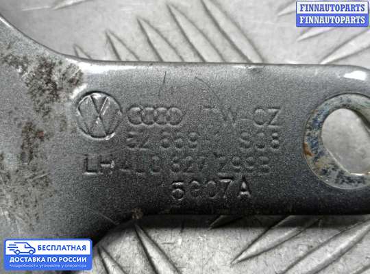 Петля крышки багажника на Audi Q7 (4L)