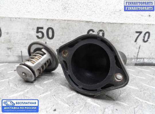 Корпус термостата на Toyota Camry XV40