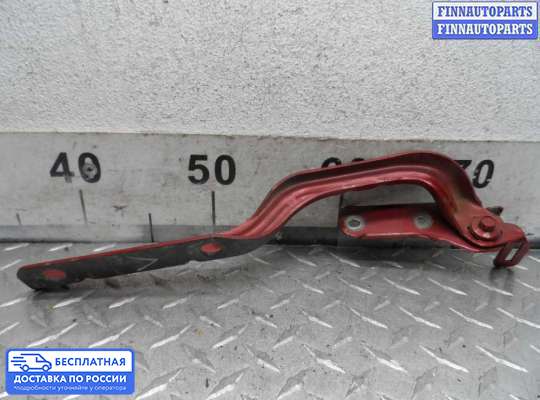 Петля капота на Chrysler Pacifica