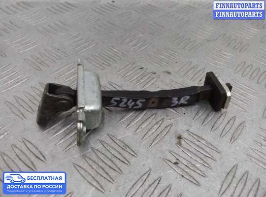 Петля двери на Hyundai Sonata VI (YF)