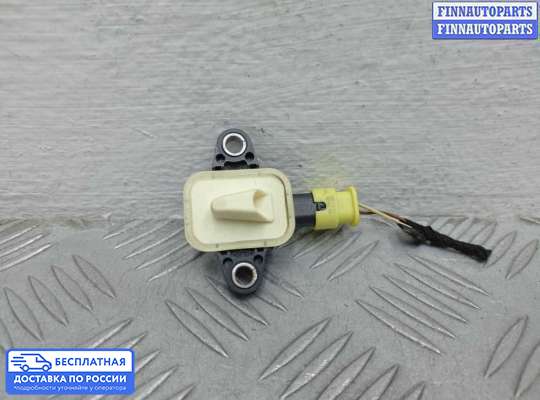 Датчик удара (Airbag) на Audi A6 (C7)