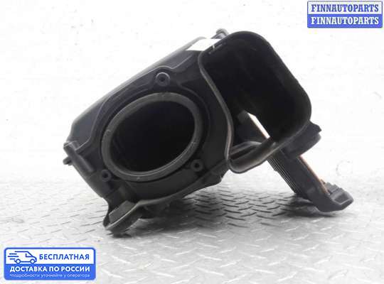 Корпус воздушного фильтра на Mercedes-Benz C (W204)