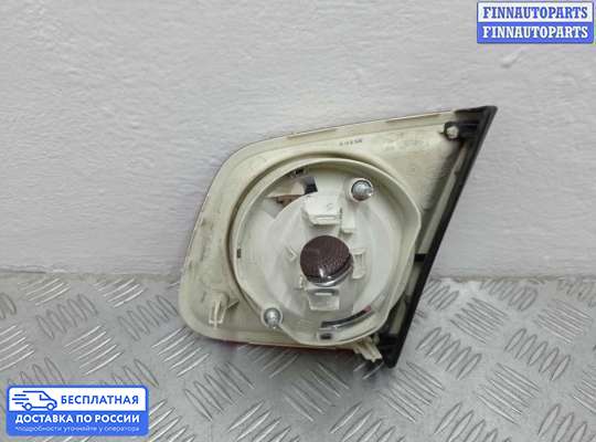 Фонарь крышки багажника на Volkswagen Jetta V (1K)