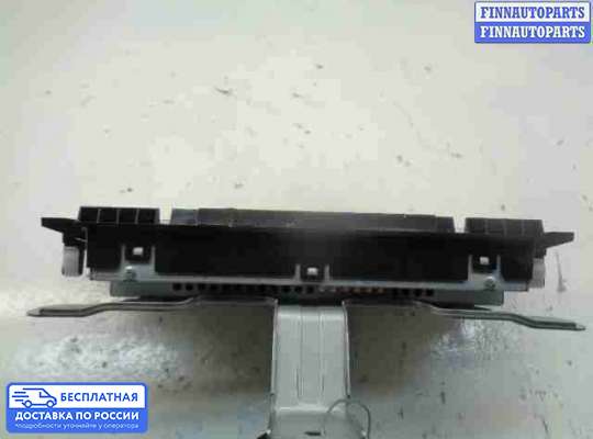 Дисплей бортового компьютера на Acura MDX (YD2)