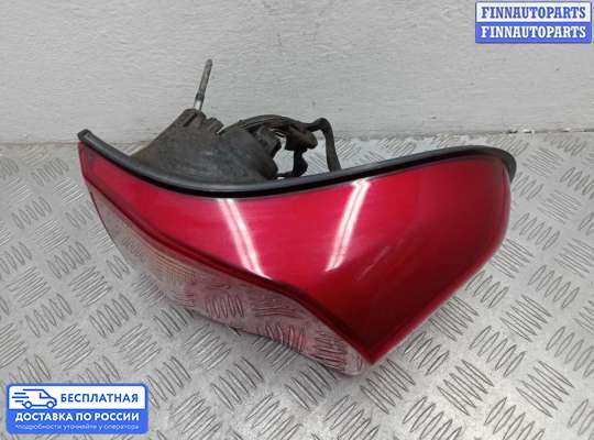 Фонарь задний на Toyota FJ Cruiser