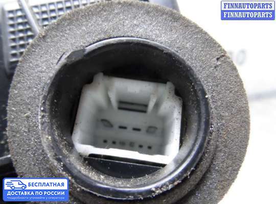 Замок боковой двери на Toyota Camry XV40