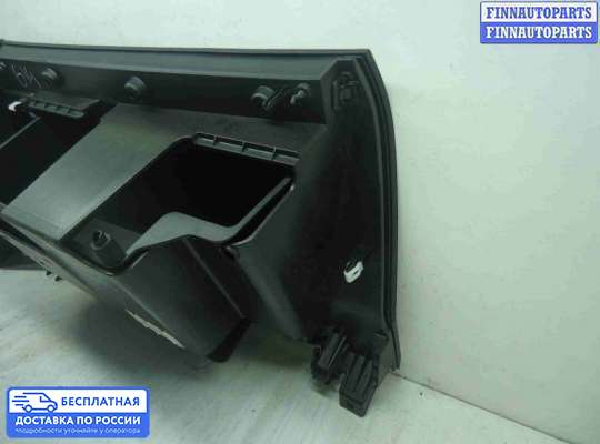 Бардачок (вещевой ящик) на Nissan Titan II (A61)