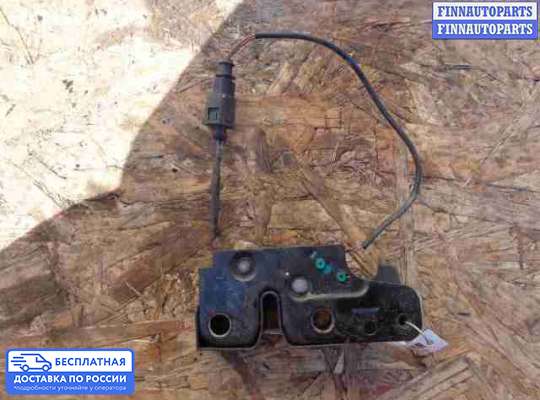 Замок капота на Volkswagen Amarok (2H)