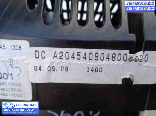 Щиток приборов на Mercedes-Benz C (W204)