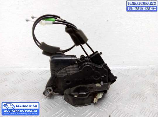 Замок боковой двери на Toyota FJ Cruiser