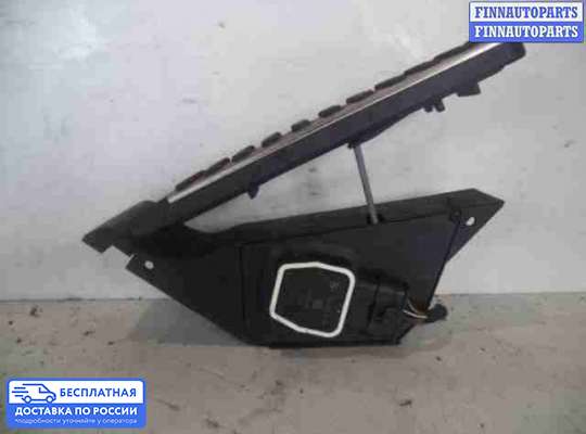 Педальный узел (педаль) на Mercedes-Benz C (W204)