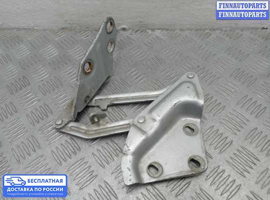 Петля капота на Volkswagen Touareg I (7L)