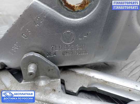 Петля капота на Volkswagen Touareg I (7L)