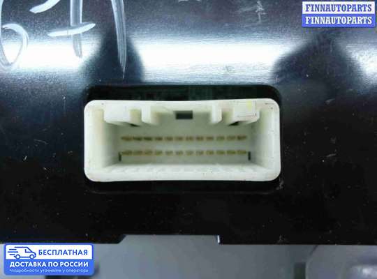 Дисплей бортового компьютера на Nissan Murano I (Z50)