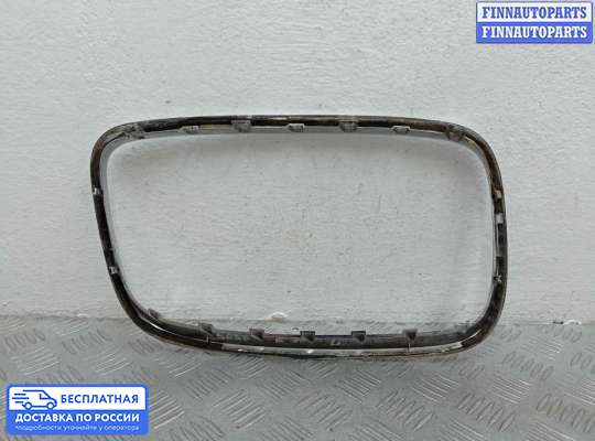Решетка (заглушка) бампера на BMW X5 (E70)