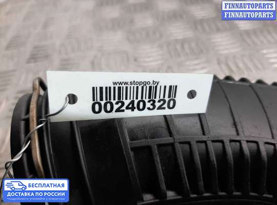 Воздухозаборник на Volkswagen Passat CC (357)