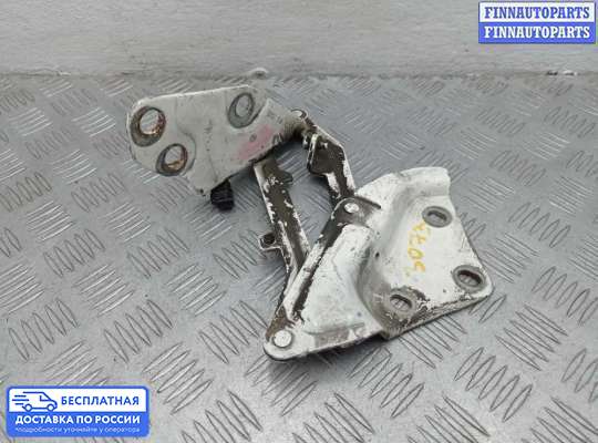 Петля капота на Volkswagen Touareg I (7L)