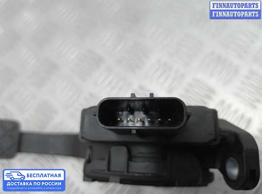 Педальный узел (педаль) на Audi A6 (C7)