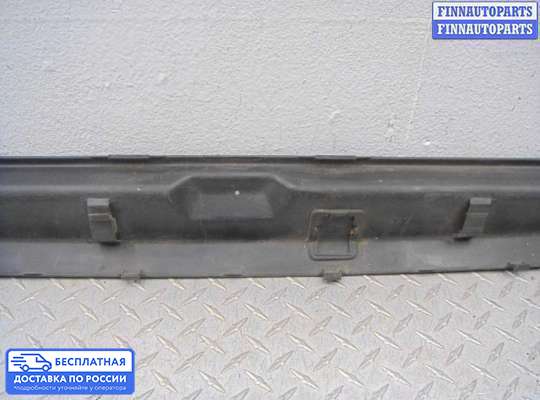 Молдинг на Toyota Land Cruiser Prado 120