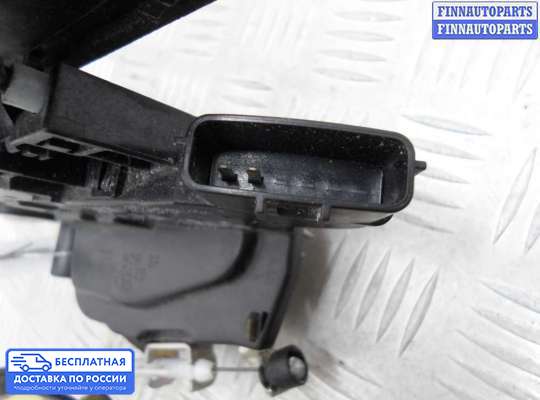 Замок боковой двери на Infiniti FX II / QX70 (S51)