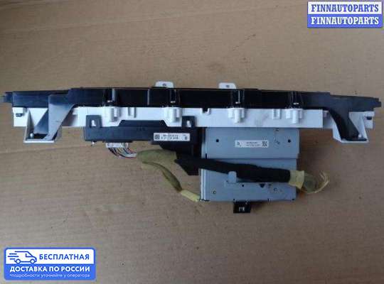 Дисплей бортового компьютера на Mazda CX-7