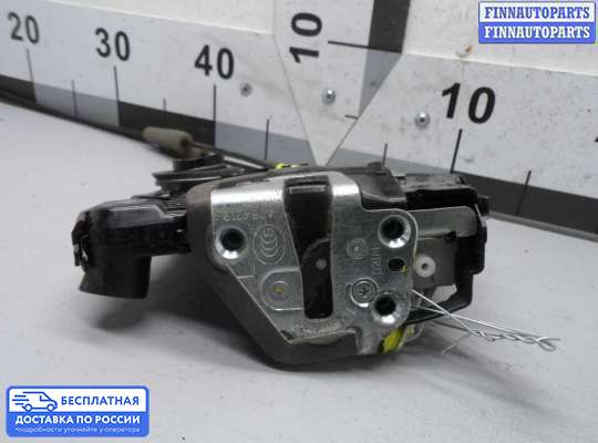 Замок боковой двери на Toyota Camry XV50