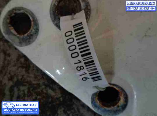 Петля капота на Volkswagen Touareg I (7L)