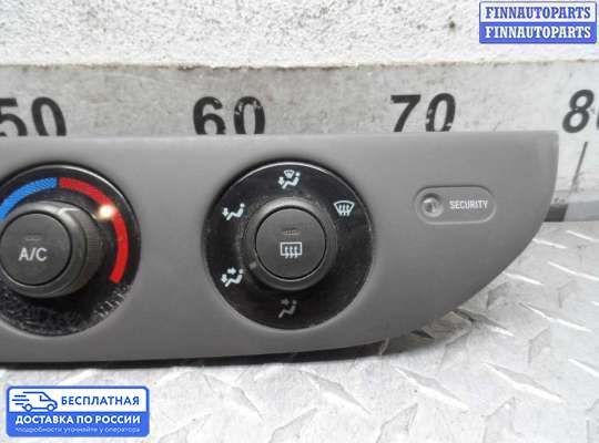 Блок управления печкой на Toyota Camry XV30