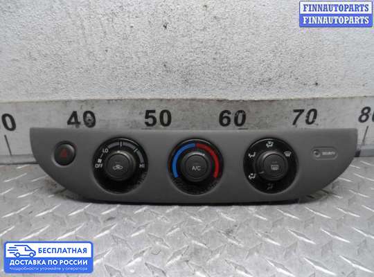 Блок управления печкой на Toyota Camry XV30