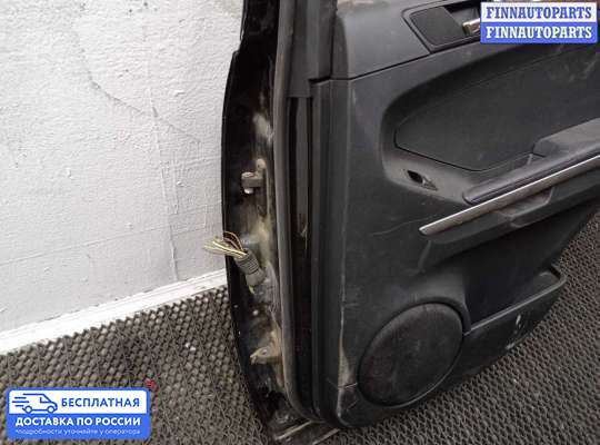 Замок боковой двери на Mercedes-Benz ML (W164)