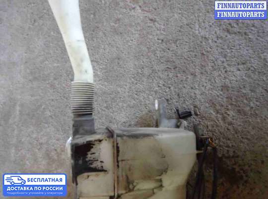 Бачок омывателя на Subaru Tribeca