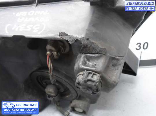 Фара передняя на Toyota Tundra II