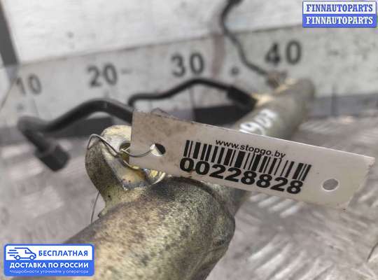 Рампа (рейка) топливная на Mercedes-Benz S (W220)