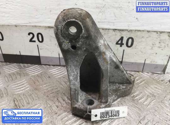 Кронштейн ДВС (лапа) на Range Rover Sport I (L320)