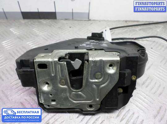Замок боковой двери на Mercedes-Benz C (W203)