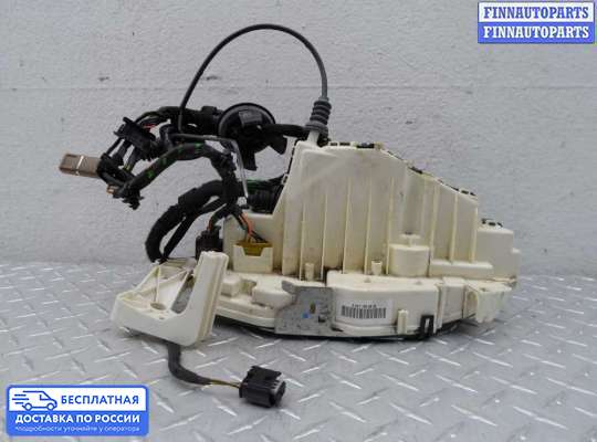 Замок боковой двери на Mercedes-Benz S (W221)