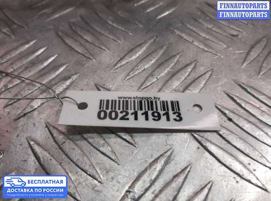 Рампа (рейка) топливная на Mercedes-Benz S (W220)