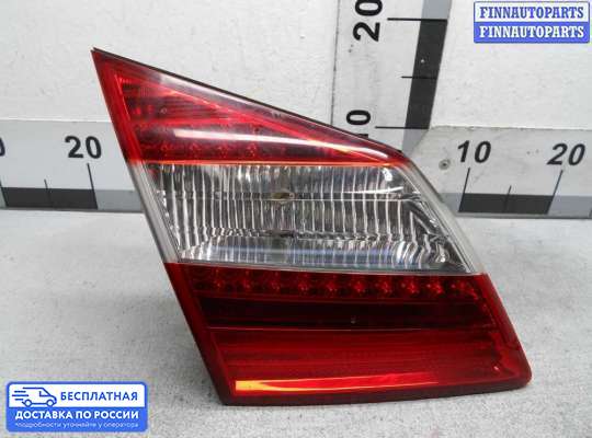 Фонарь крышки багажника на Hyundai Genesis I (BH)