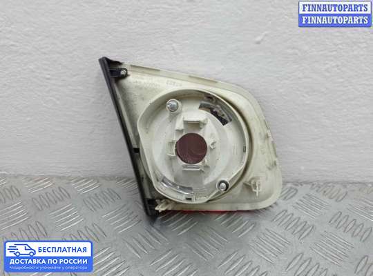 Фонарь крышки багажника на Volkswagen Jetta V (1K)