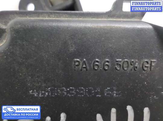 Замок боковой двери на Audi A6 (C5)