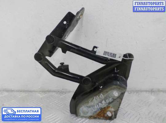 Петля капота на Volkswagen Touareg I (7L)