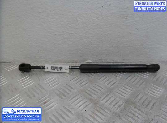 Амортизатор капота на Range Rover Sport II (L494)