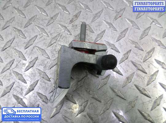 Петля двери на Audi Q7 (4L)