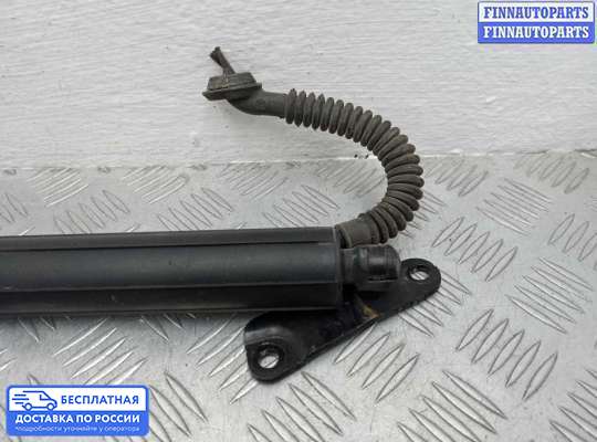 Амортизатор стекла багажника на BMW X3 (F25)