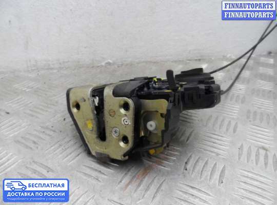 Замок боковой двери на Toyota Matrix I (E13)