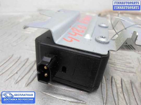 Замок лючка бензобака на Range Rover Sport I (L320)