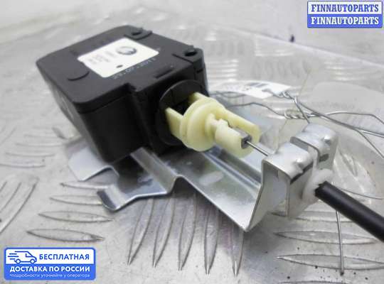 Замок лючка бензобака на Range Rover Sport I (L320)